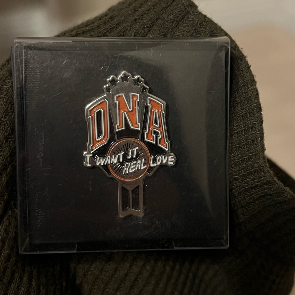 BTS - Varsity Badge 03 - Limited Edition
